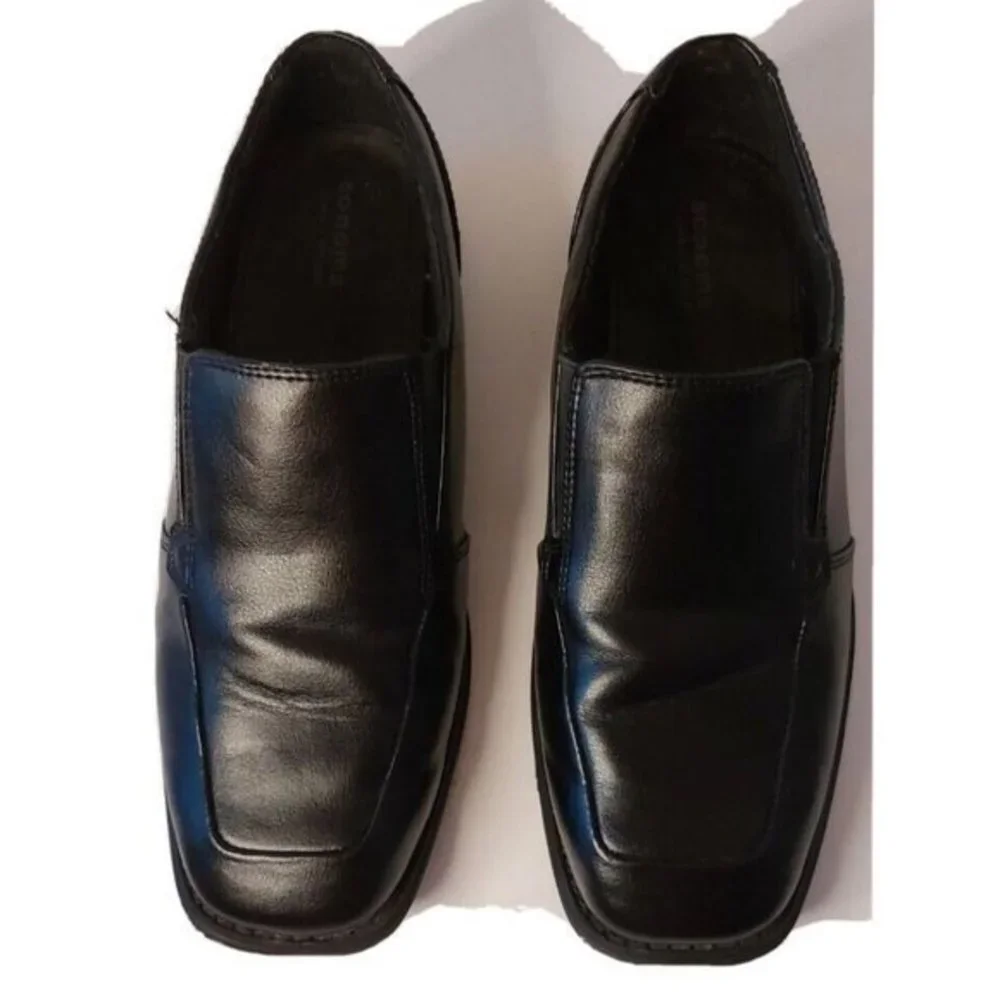 Sonoma Goods For Life® Boys' Slip-On Dress‎ Shoes size 4 medium